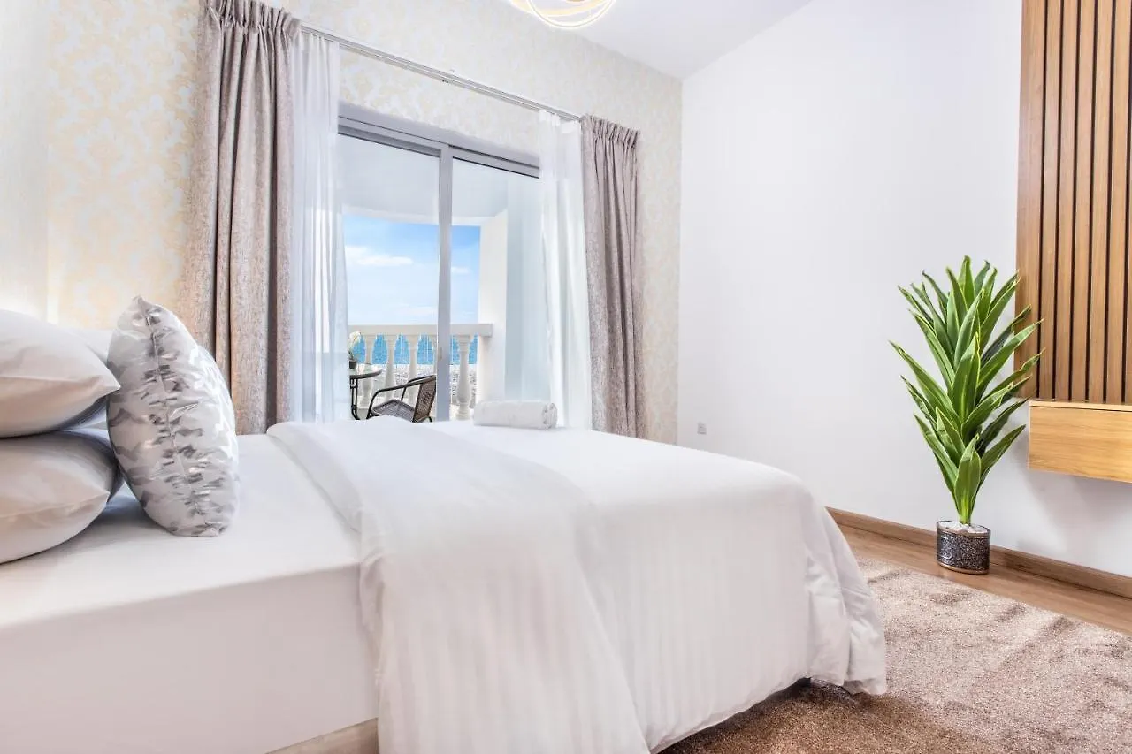 Live And Experience A Stunning Sea View Studio Ras al-Khaimah Apartment